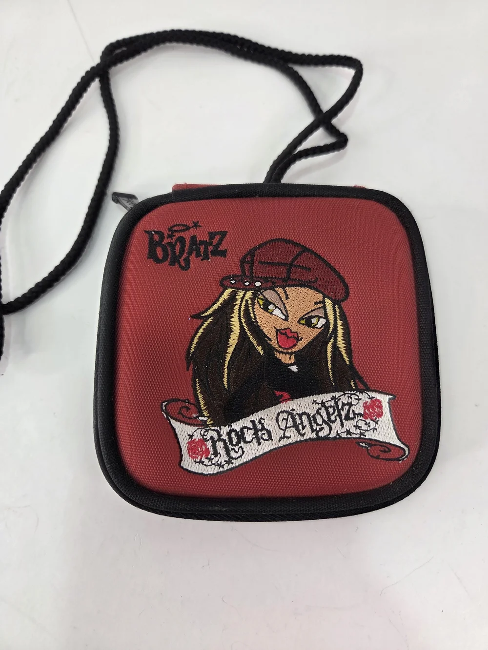 Bratz Rock Angels Gameboy Advance Carry Case / Holder. 4 X 4
